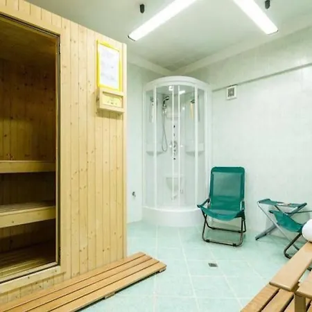 In A 4 * With Sauna, Miniclub 아파트 세스트리에